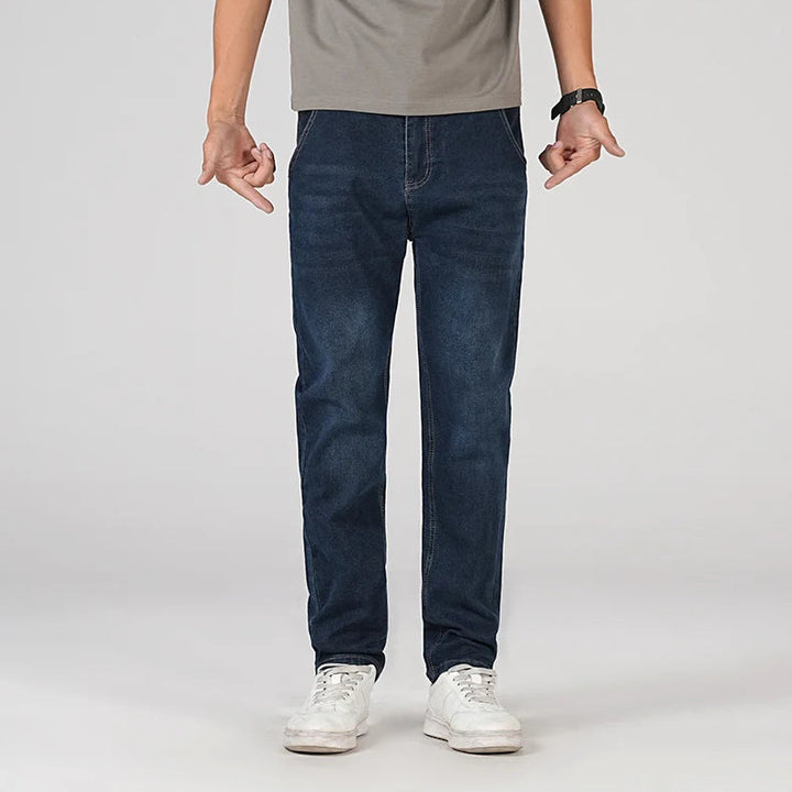 Classic jean in faded wash