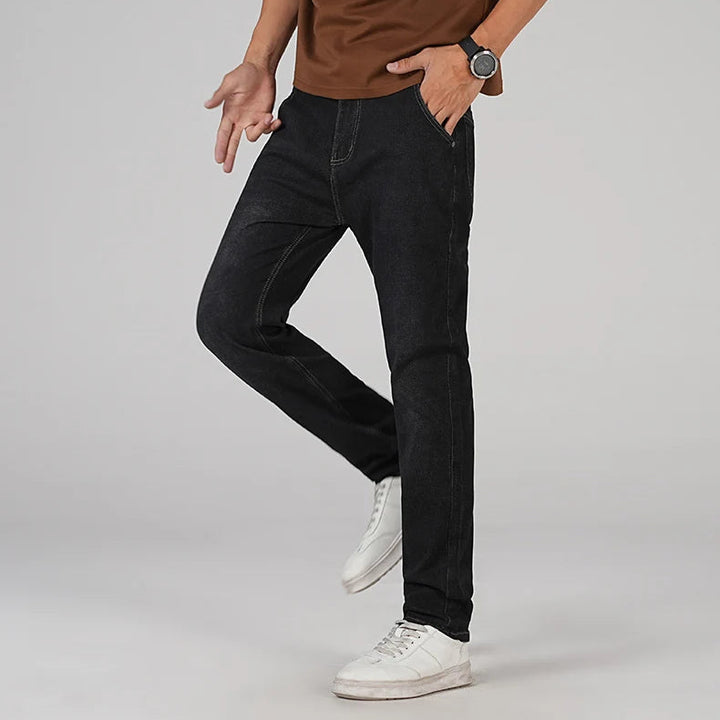 Classic jean in faded wash