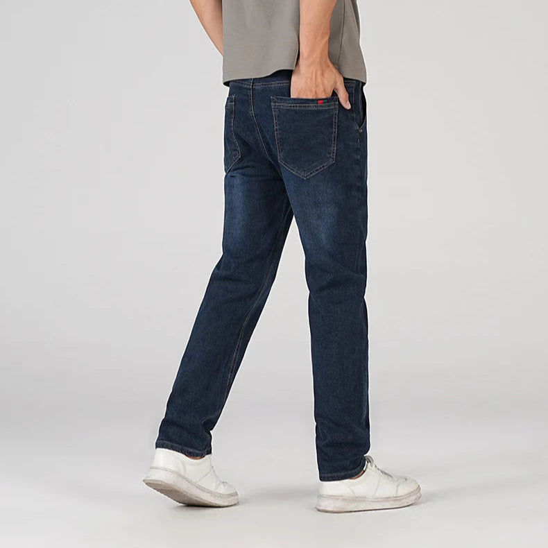 Classic jean in faded wash