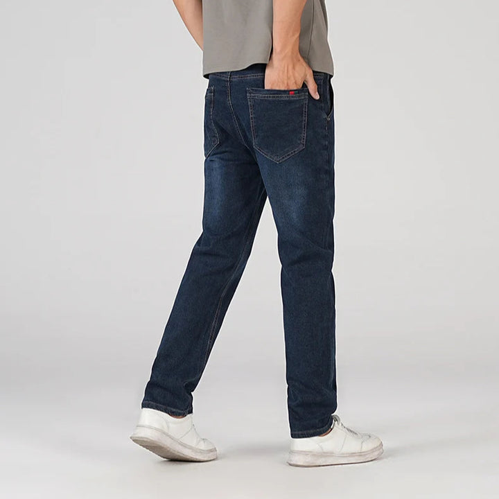 Classic jean in faded wash